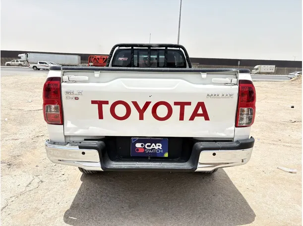 Car image 6