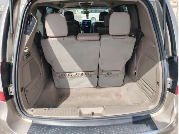 Car image 24