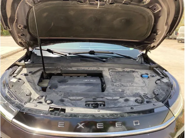 Car image 30