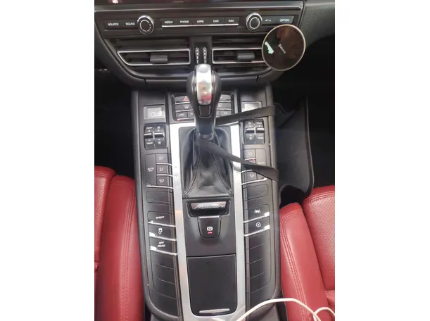 Car image 20
