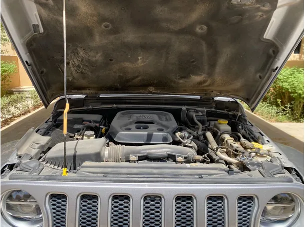 Car image 28