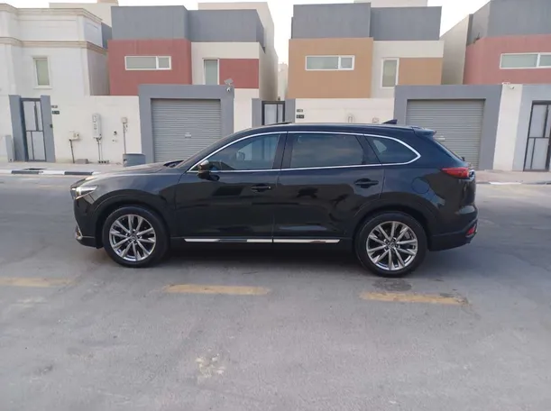 Car image 8