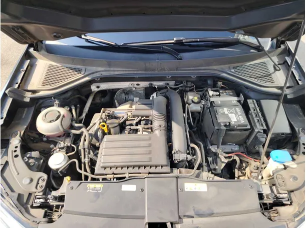 Car image 31