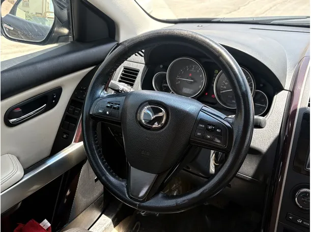 Car image 21