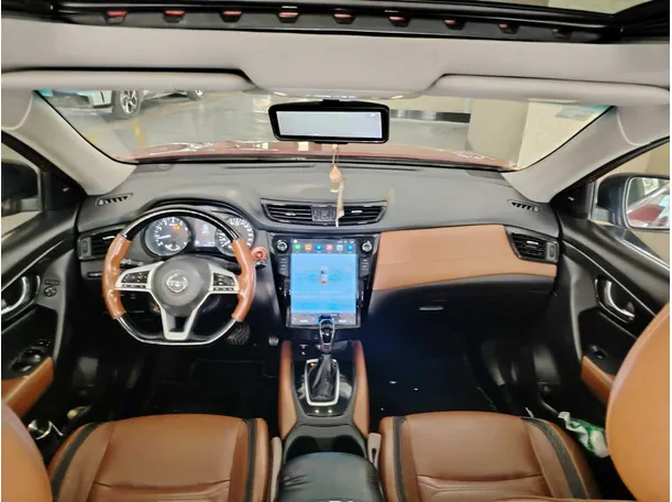 Car image 21