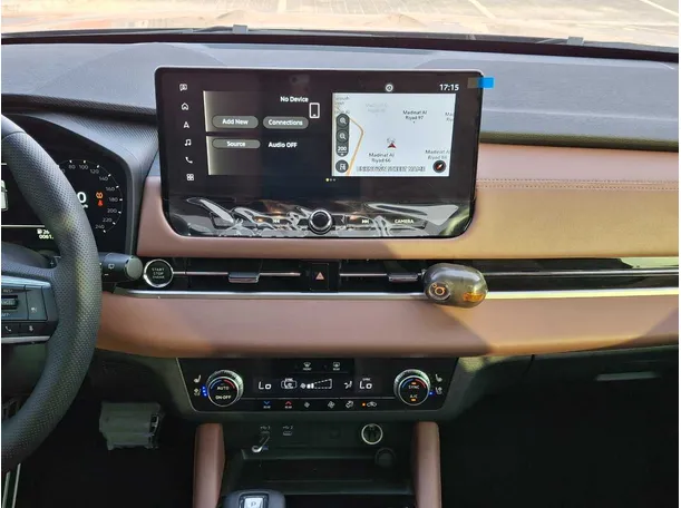 Car image 17