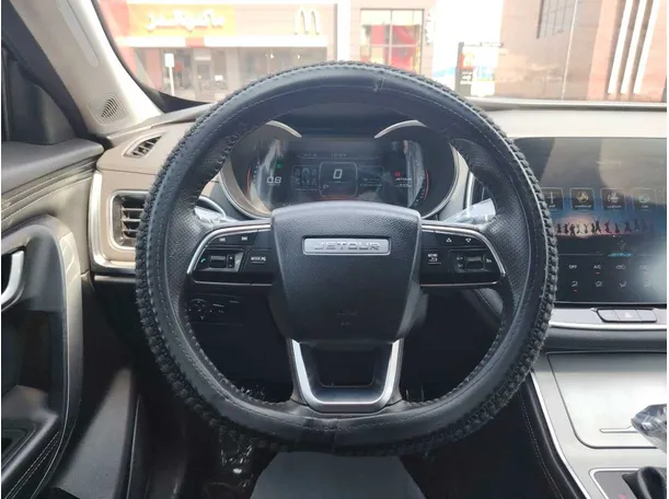Car image 21