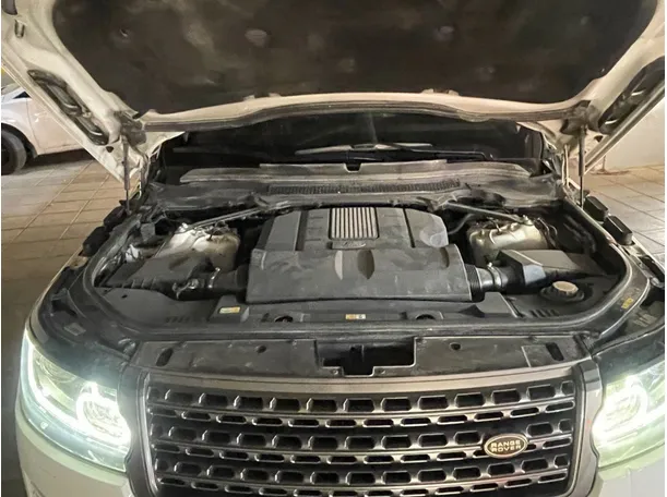 Car image 25