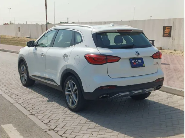 Car image 7
