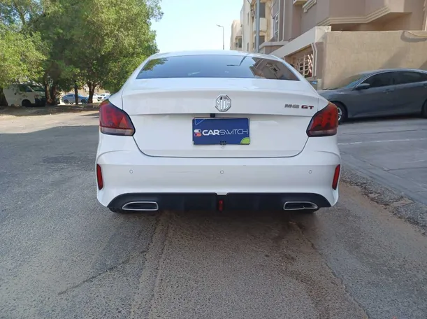 Car image 6