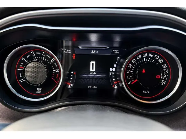 Car image 28