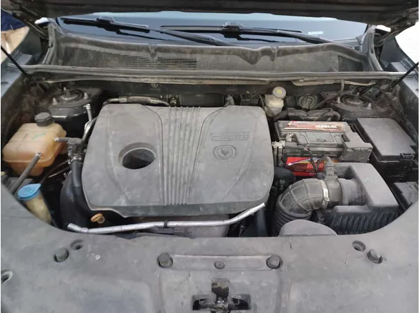 Car image 24