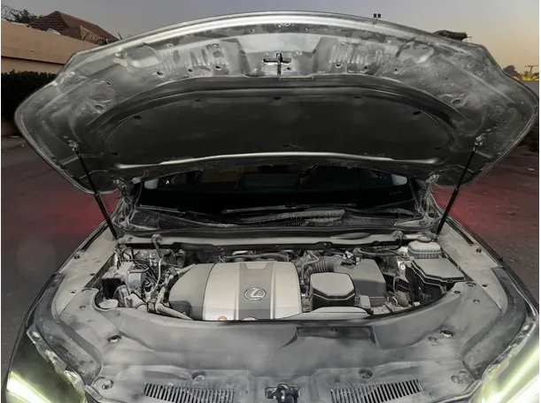 Car image 29