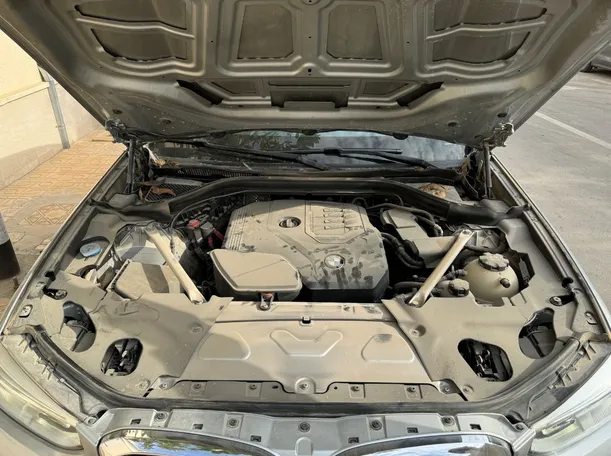 Car image 29