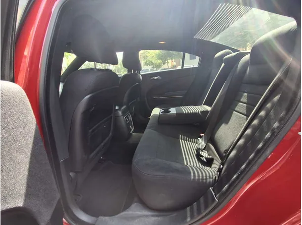 Car image 13