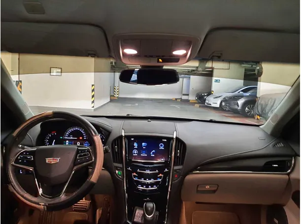 Car image 15