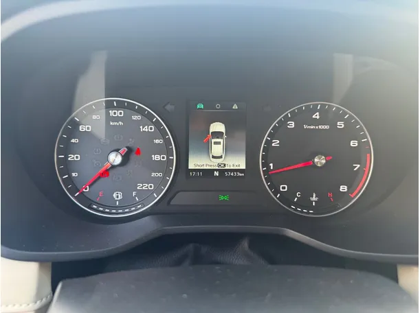 Car image 20