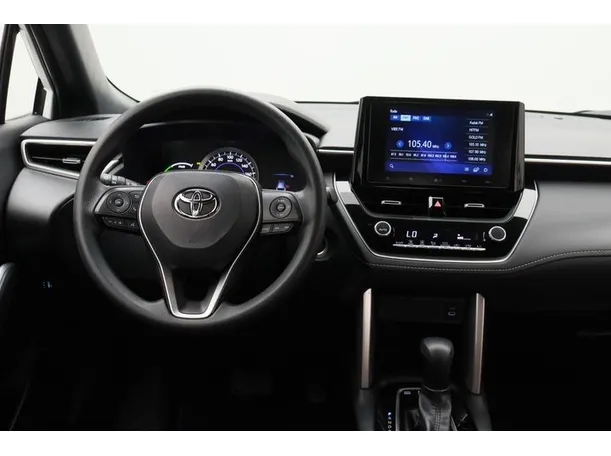 Car image 15