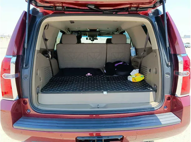 Car image 27