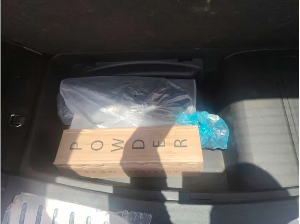 Car image 37