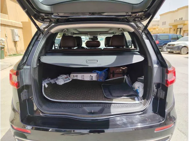 Car image 23