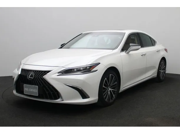 lexus