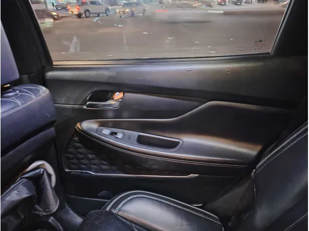 Car image 31