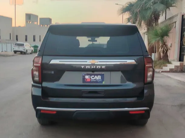 Car image 6