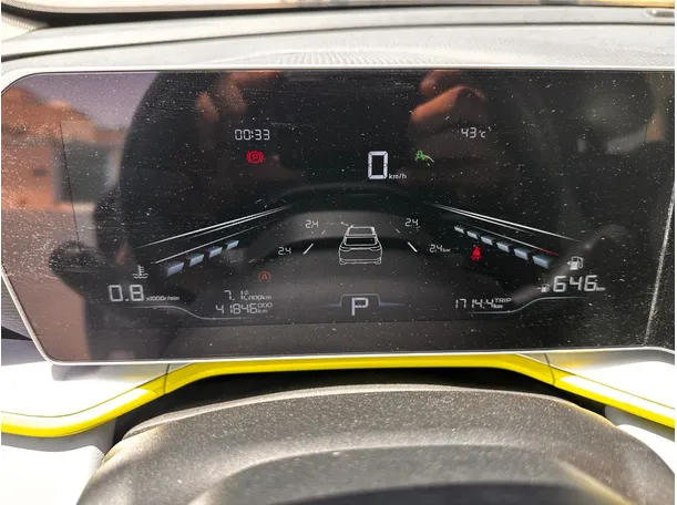 Car image 21