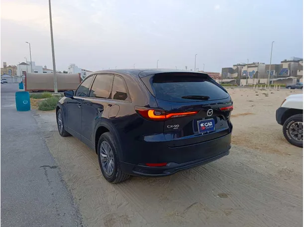 Car image 9