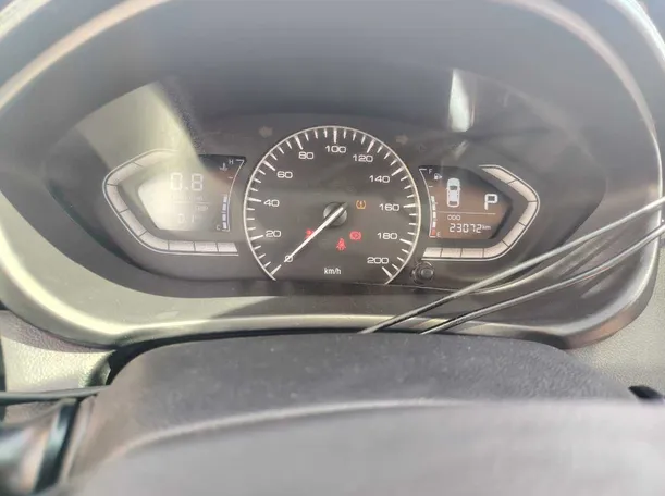 Car image 23