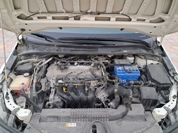 Car image 21