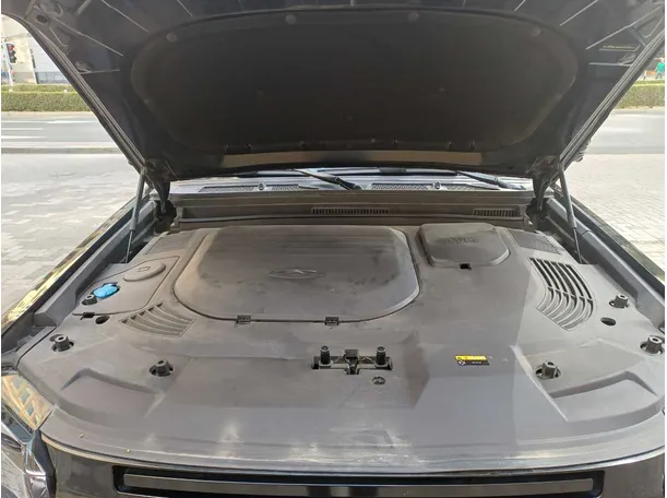 Car image 24