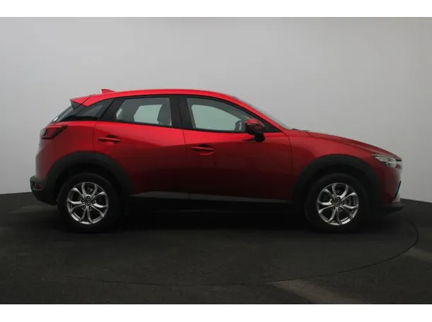 Car image 13