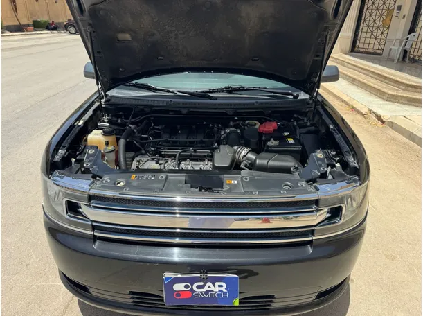Car image 23