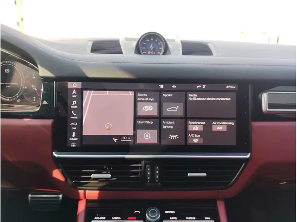 Car image 20