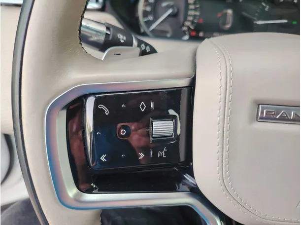 Car image 36