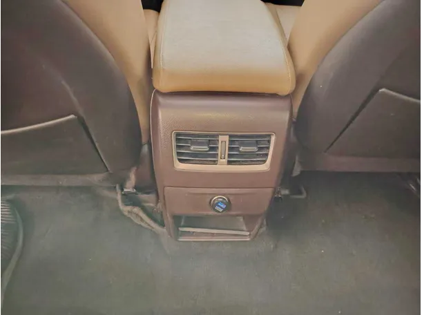Car image 45