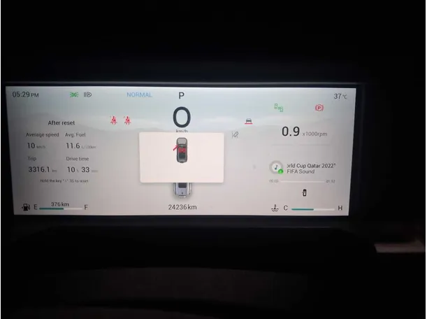 Car image 21