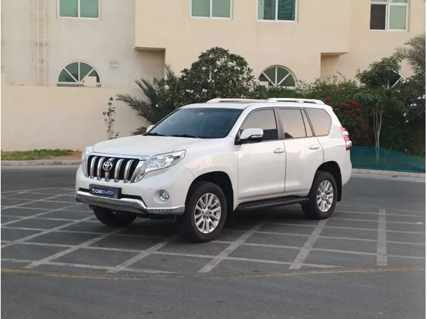 2017 تويوتا برادو في الإمارات