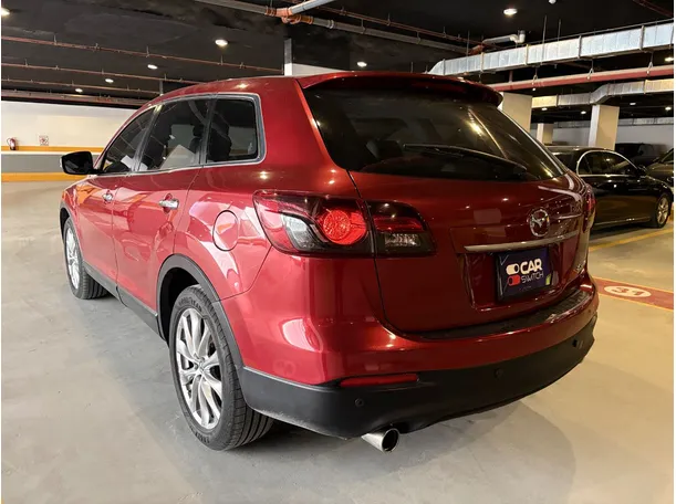 Car image 7