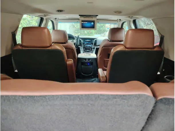 Car image 33