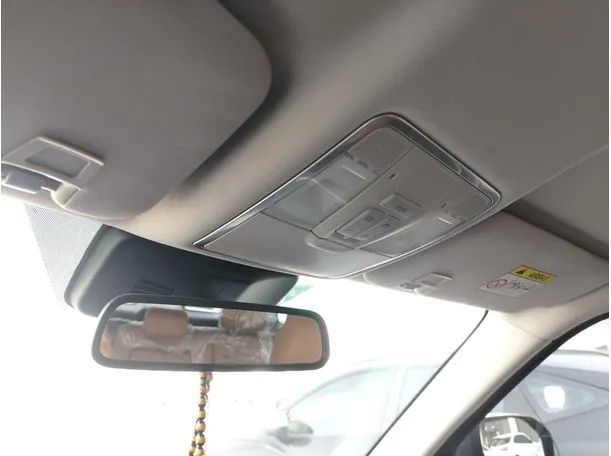 Car image 31
