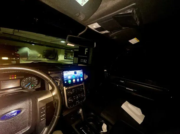 Car image 21