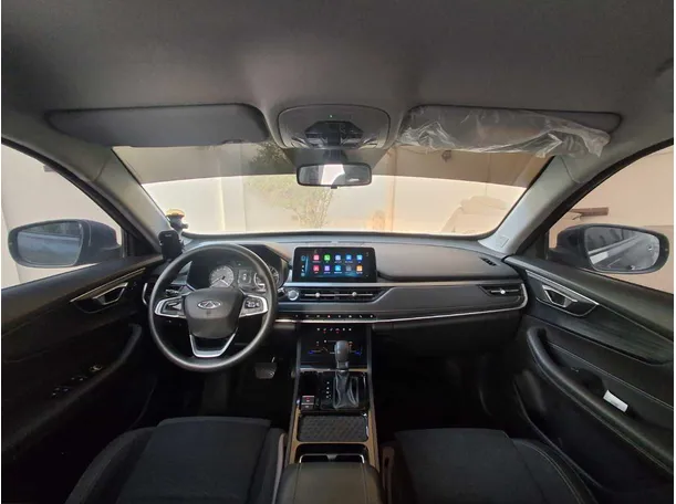 Car image 14
