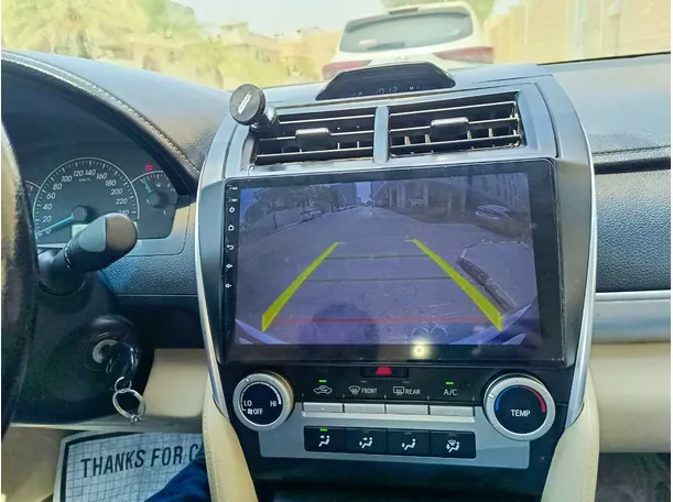 Car image 24