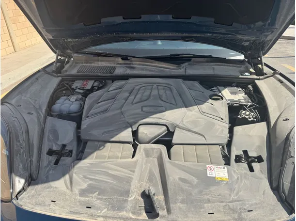 Car image 23