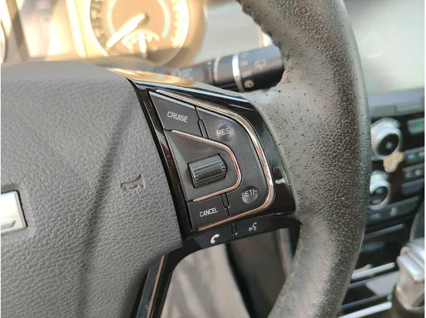 Car image 39