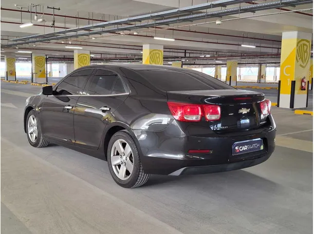 Car image 7