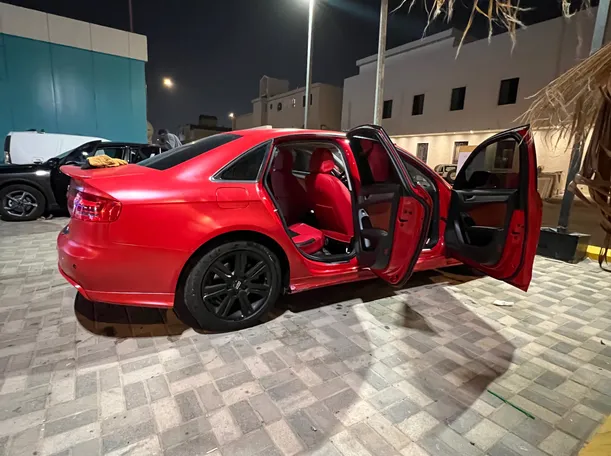 Car image 11